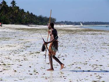 Beach walk, Zanzibar, DSC07509b